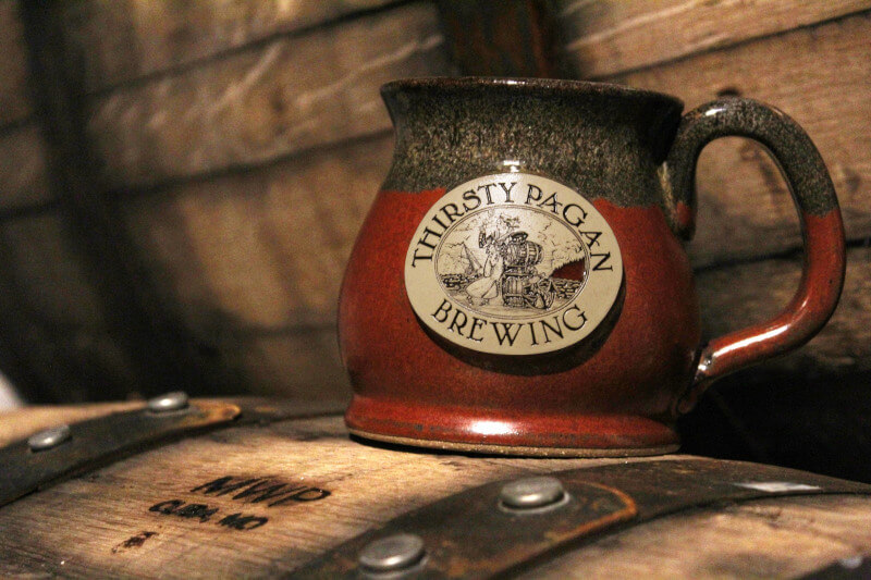 hero-image-potbelly-custom-logo-mug